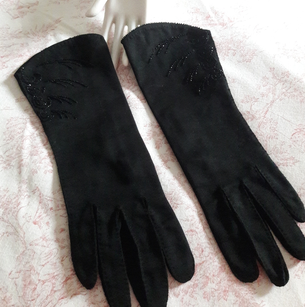 VINTAGE BLACK COTTON LONG GLOVES WITH BEADS!